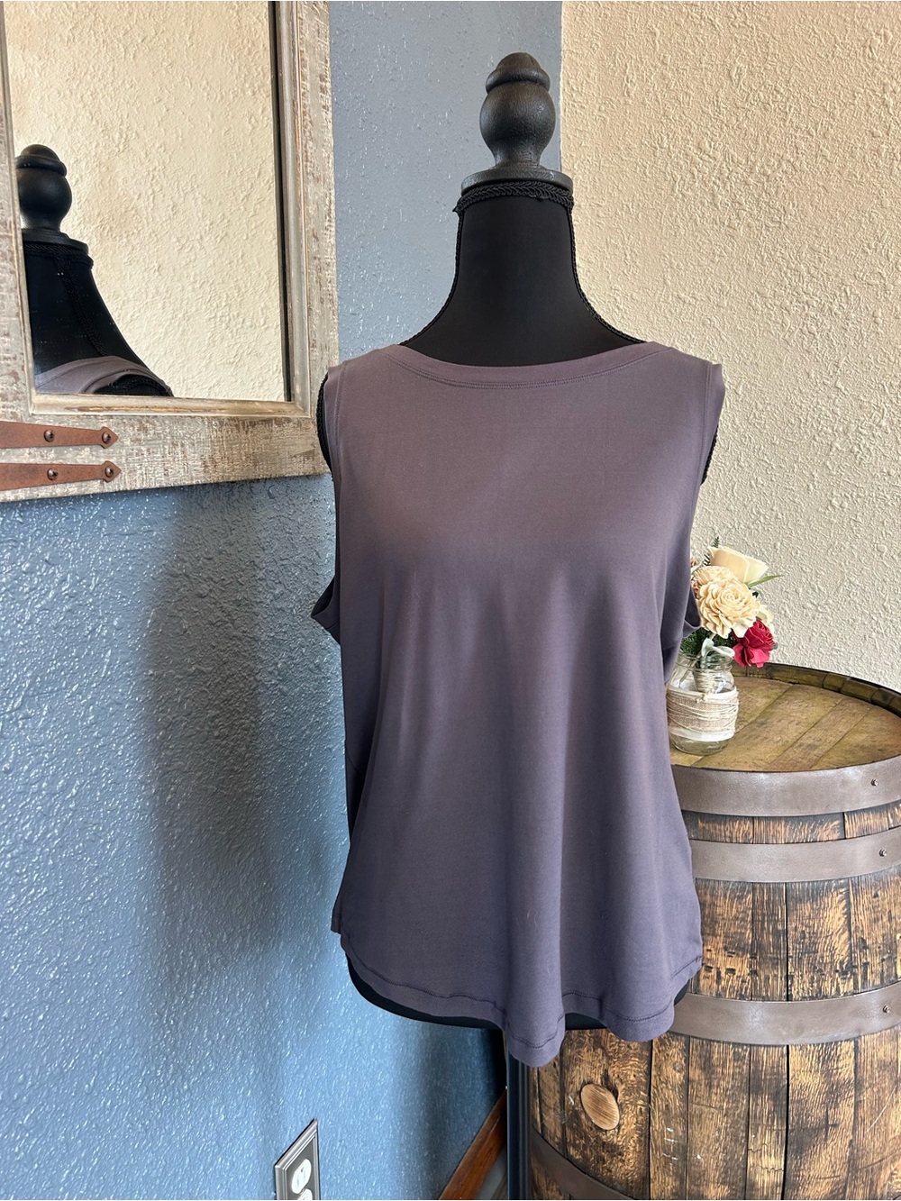 Yogalicious Charcoal Sleeveless Crewneck Tank
